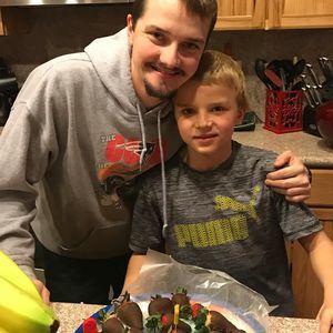 Meet your Posher, Devin